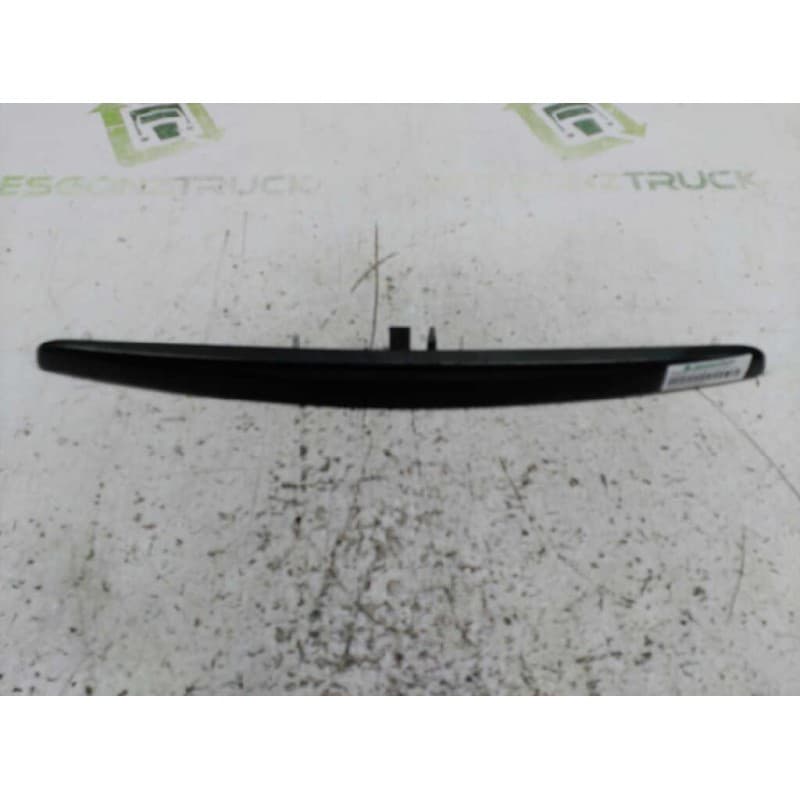 Recambio de asidero porton maletero para citroën c3 1.4 sx referencia OEM IAM