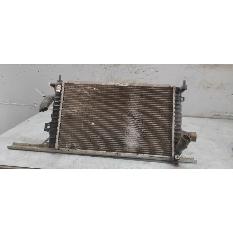 Recambio de radiador agua para opel astra h ber. 1.7 16v cdti referencia OEM IAM - Gris 2