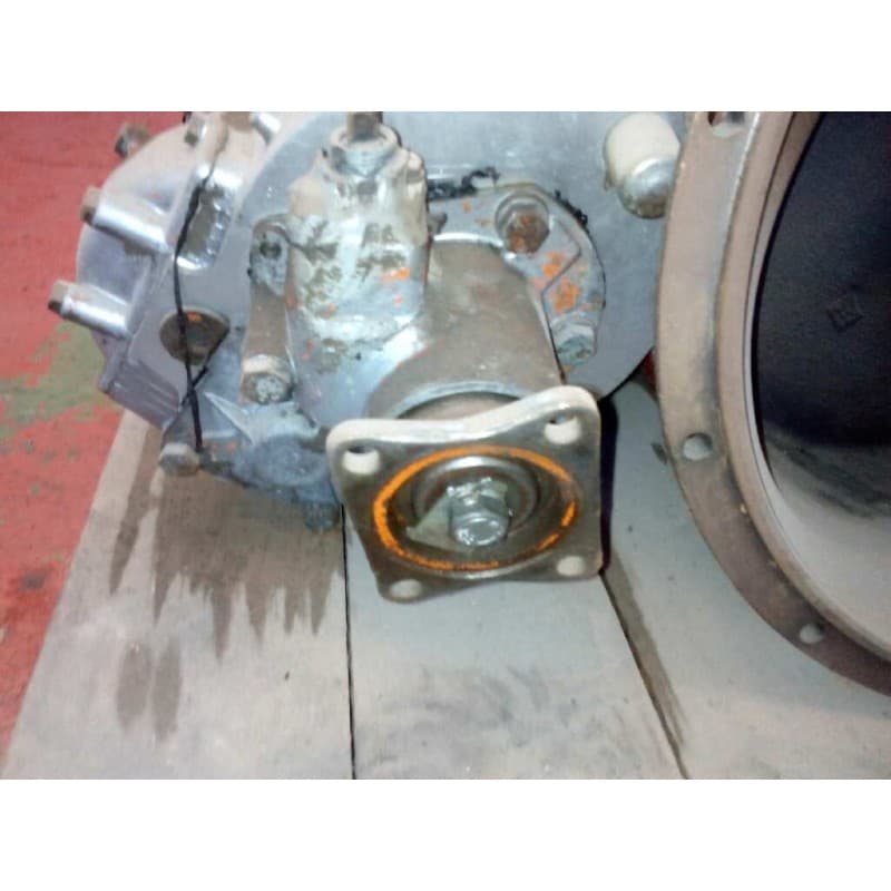 Recambio de caja cambios para nissan trucks l80.09 l80.14 referencia OEM IAM T5200 4