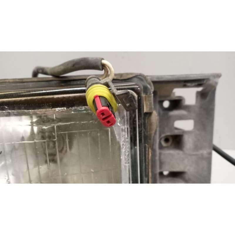 Recambio de faro derecho para iveco eurotech cursor (mh) 7.8 diesel referencia OEM IAM - Blanco 3