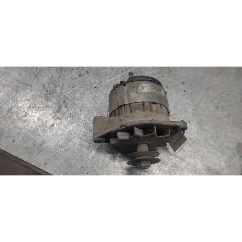 Recambio de alternador para renault 11 tse referencia OEM IAM 516062 2
