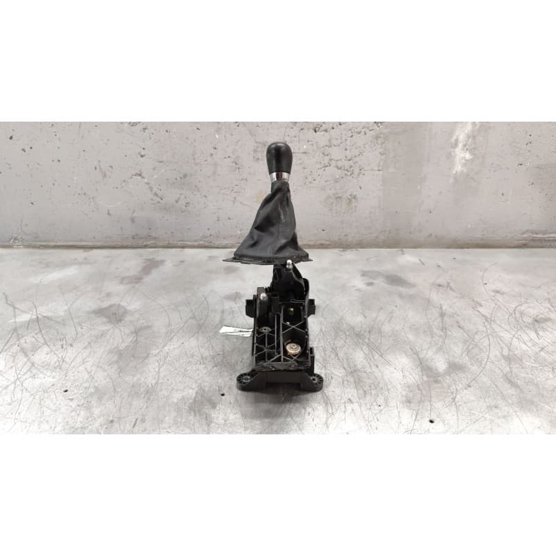 Recambio de palanca cambio para ford ecosport 1.0 ecoboost referencia OEM IAM C9B7A - Negro 3