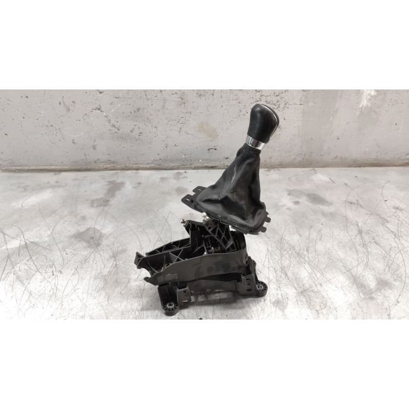 Recambio de palanca cambio para ford ecosport 1.0 ecoboost referencia OEM IAM C9B7A - Negro 4