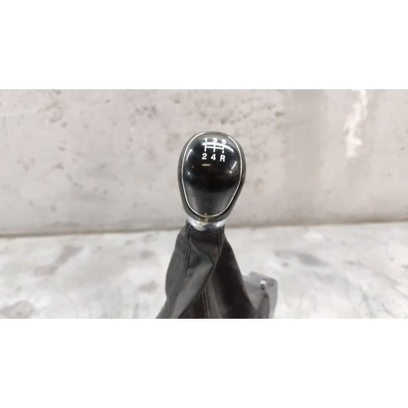 Recambio de palanca cambio para ford ecosport 1.0 ecoboost referencia OEM IAM C9B7A - Negro 5