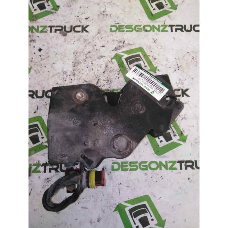Recambio de cierre cabina derecho para daf serie xf105 referencia OEM IAM 1427610