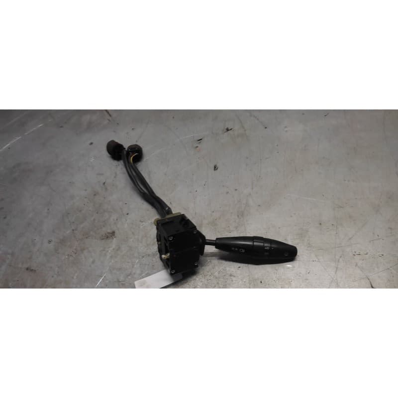 Recambio de mando intermitentes para ssangyong musso 2.9 tdi full referencia OEM IAM - Azul