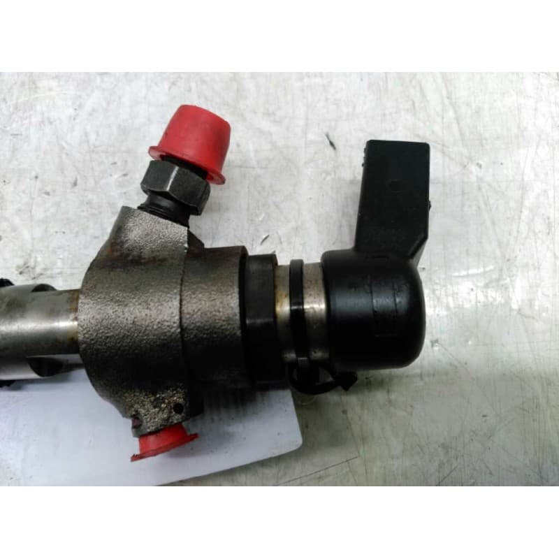 Recambio de inyector para ford fiesta (cbk) ambiente referencia OEM IAM 9645988580 2