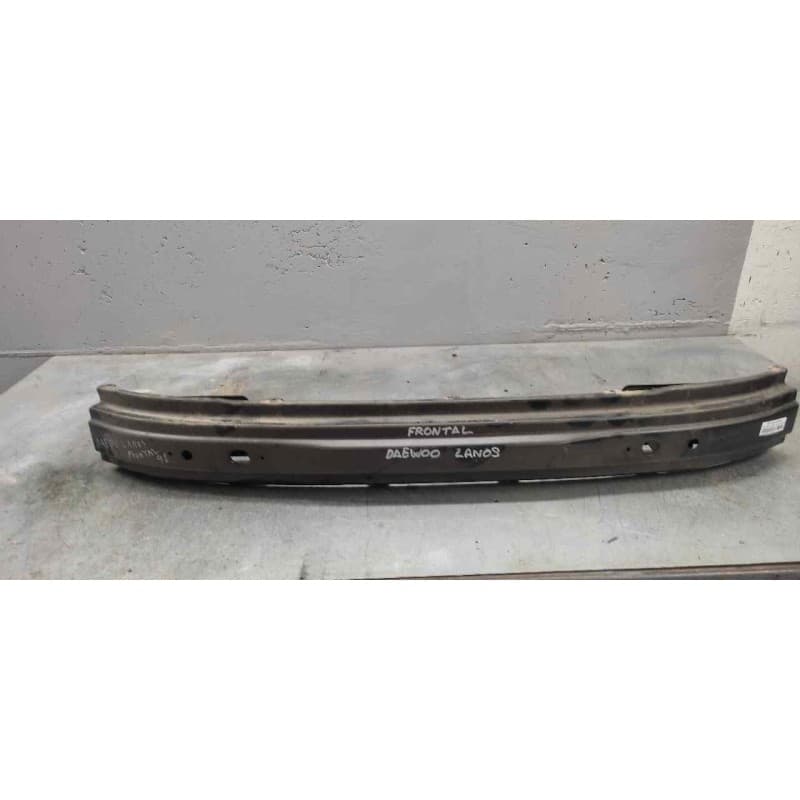 Recambio de refuerzo paragolpes delantero para daewoo lanos sx referencia OEM IAM
