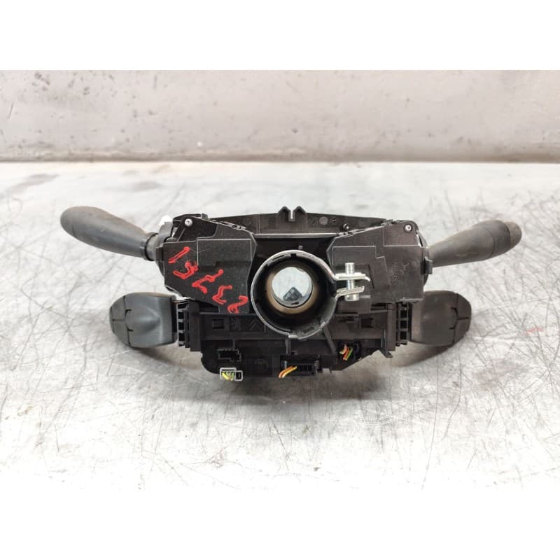 Recambio de mando multifuncion para peugeot 5008 referencia OEM IAM 96773912ZD 3