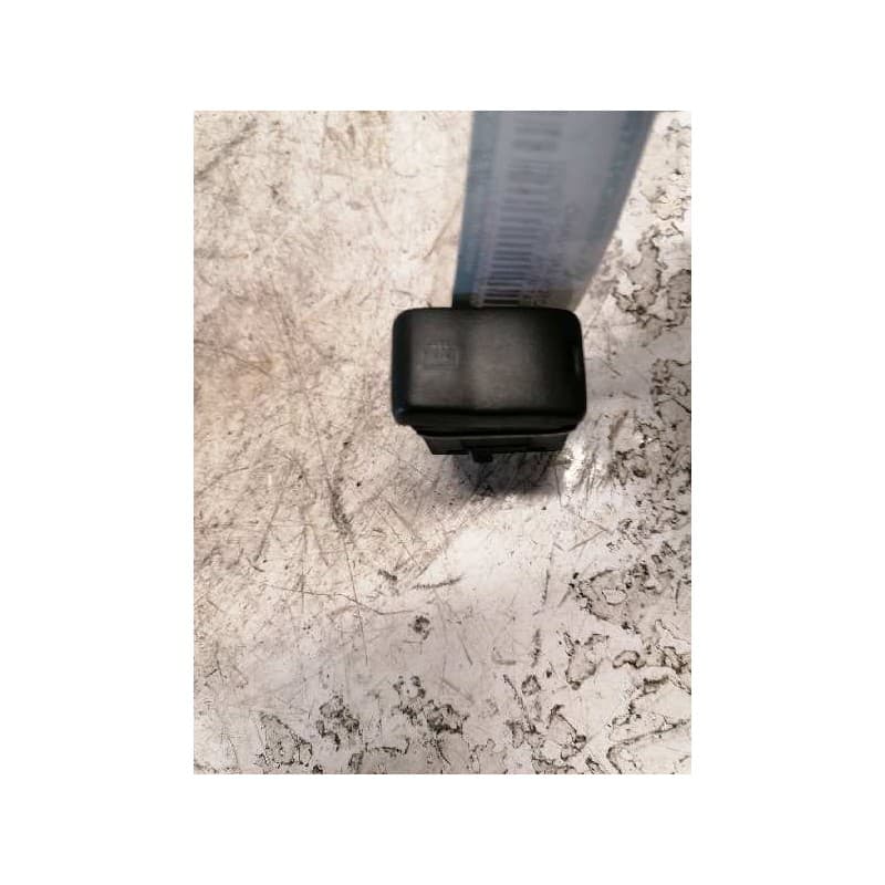 Recambio de boton antivaho para seat ibiza (6k) básico referencia OEM IAM 6K1959621A - Verde