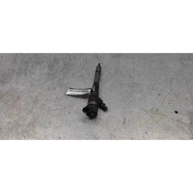 Recambio de inyector para kia carens (un) active referencia OEM IAM 0445110258 2 PINS - Gris 2