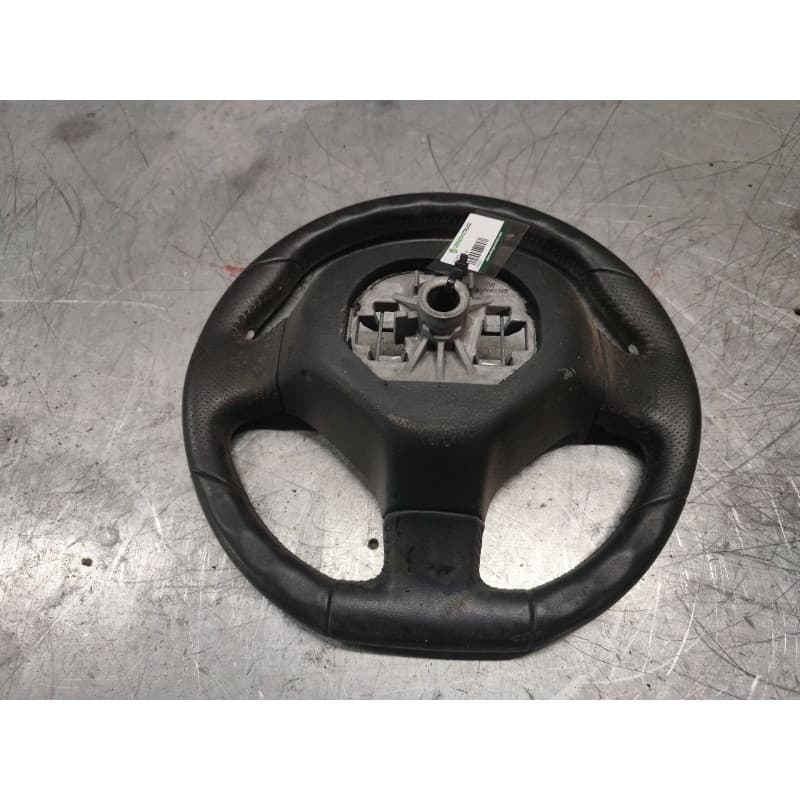 Recambio de volante para peugeot 5008 referencia OEM IAM 2