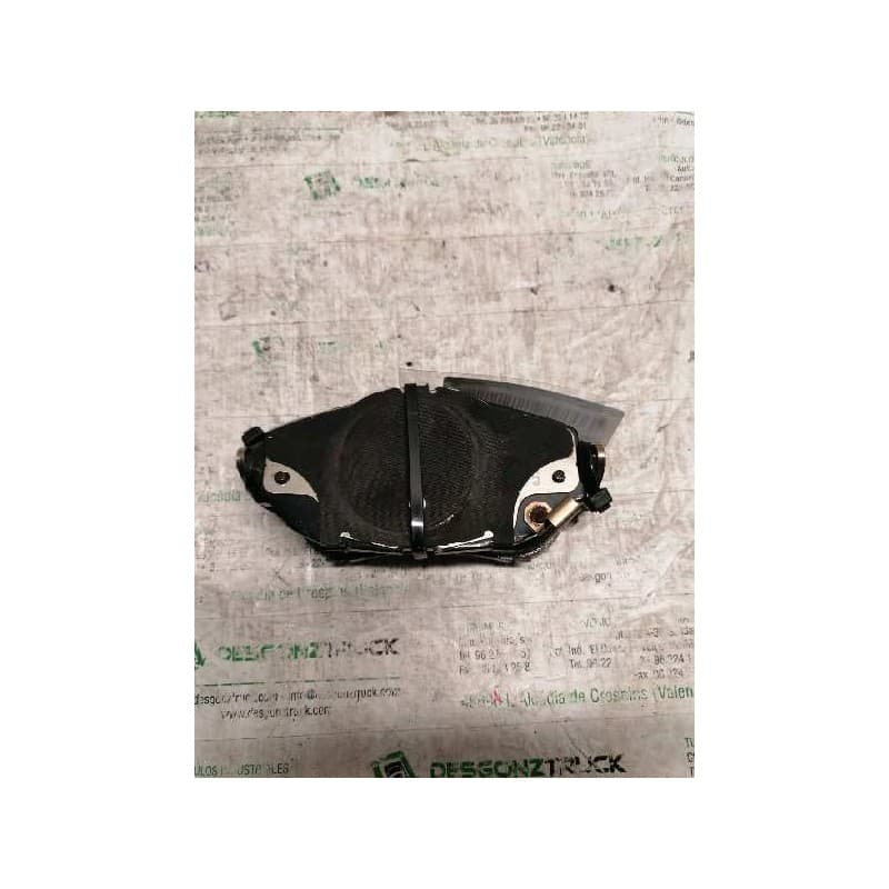 Recambio de pastillas de freno delanteras para toyota auris live referencia OEM IAM - Blanco