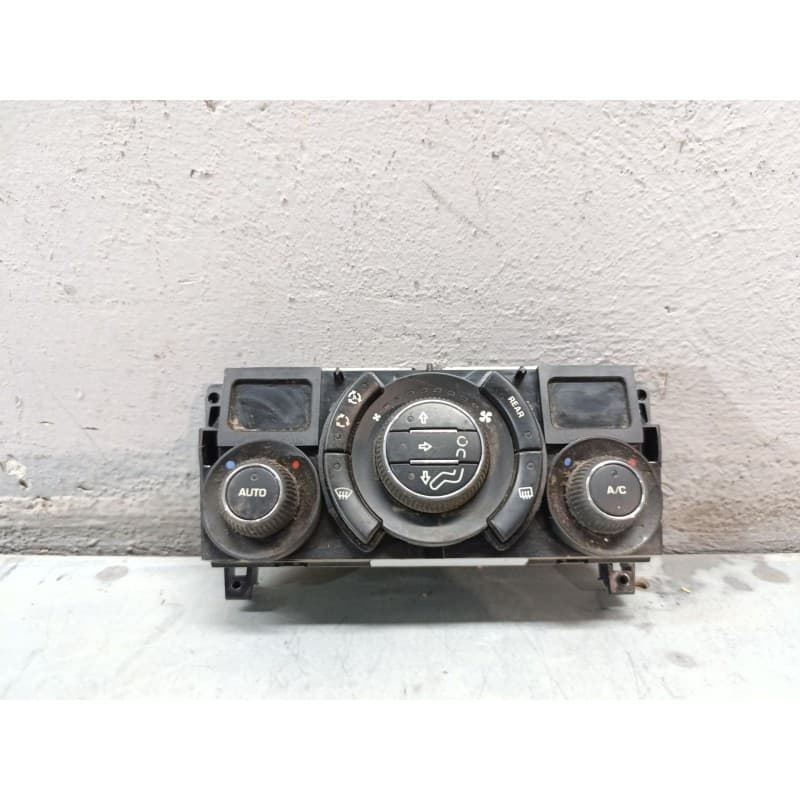 Recambio de mando climatizador para peugeot 5008 referencia OEM IAM 96738323XT