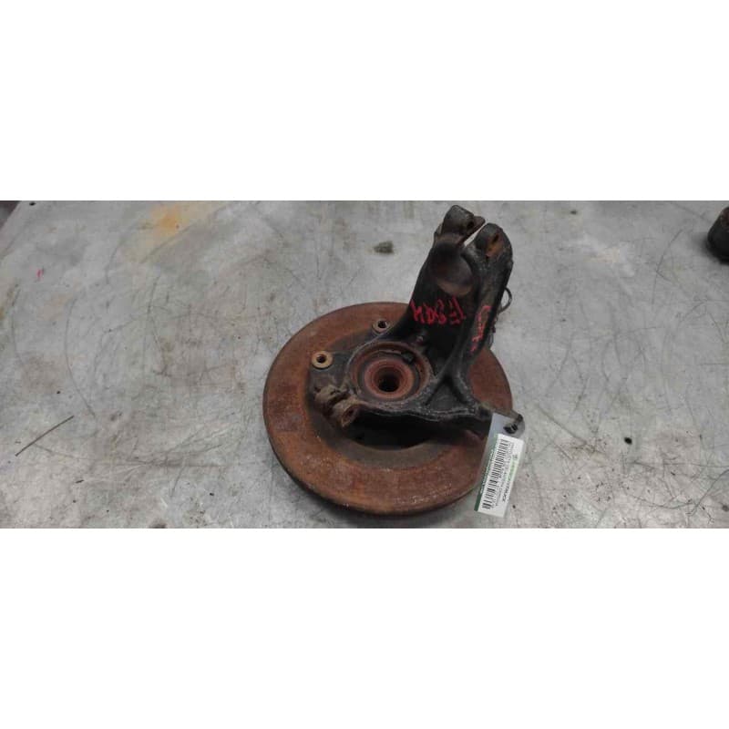 Recambio de mangueta delantera derecha para peugeot 208 active referencia OEM IAM - Negro 2