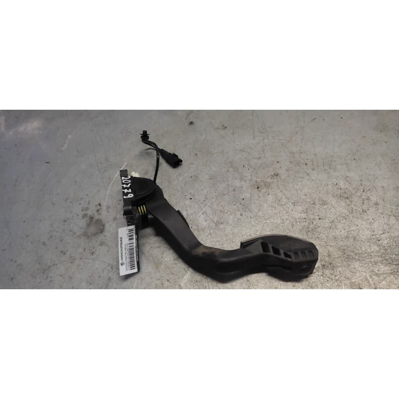 Recambio de potenciometro pedal para citroën c4 coupe vts referencia OEM IAM BOSCH - Negro 2