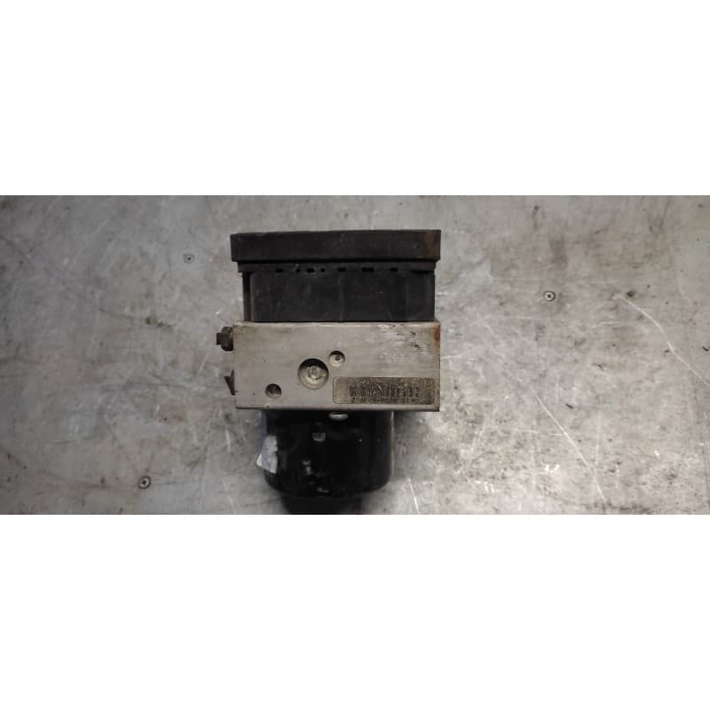 Recambio de abs para ford focus berlina (cak) ambiente referencia OEM IAM 2M512M110EB 2