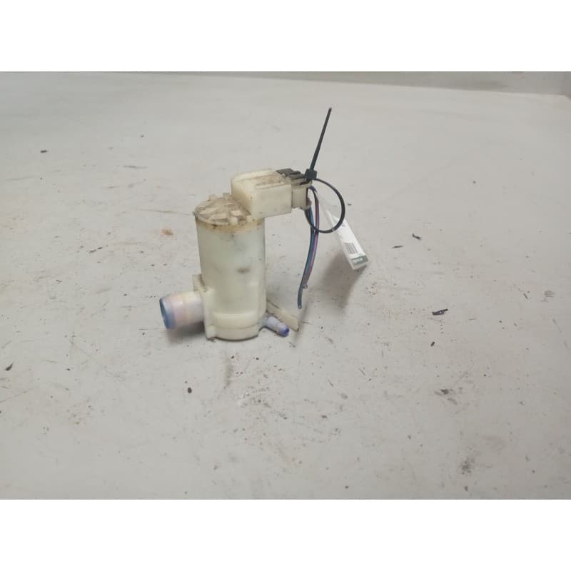 Recambio de bomba limpia para nissan cabstar e referencia OEM IAM 2224615-A - Blanco