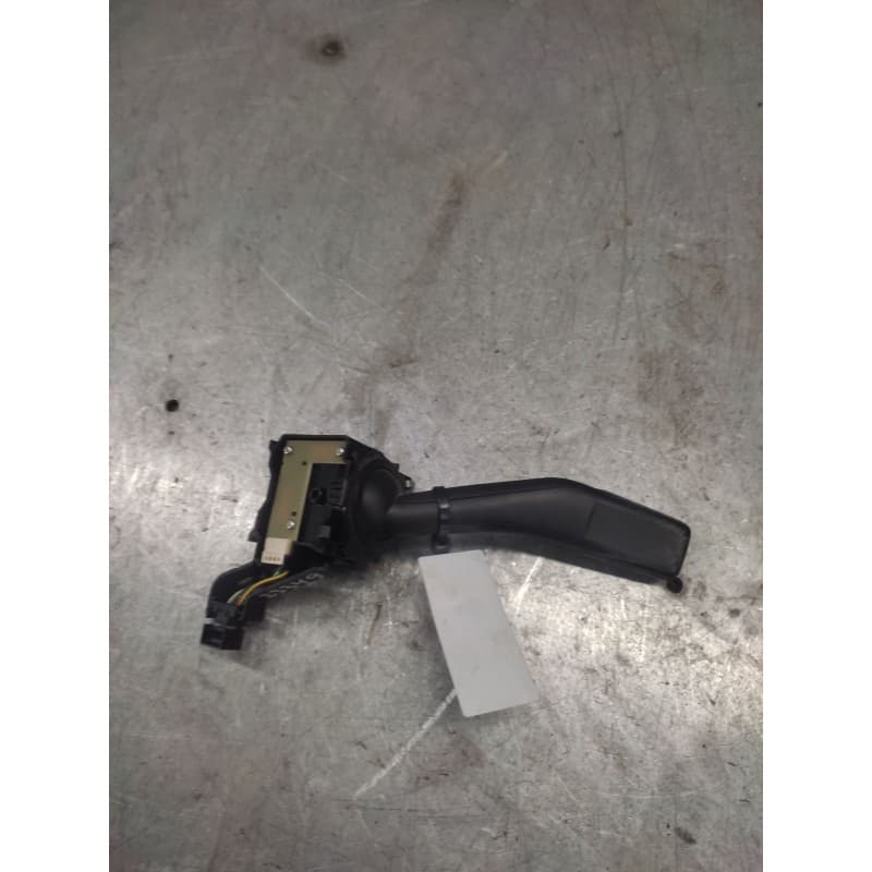 Recambio de mando intermitentes para seat leon (1p1) referencia OEM IAM 1K0953513CN - Rojo 2
