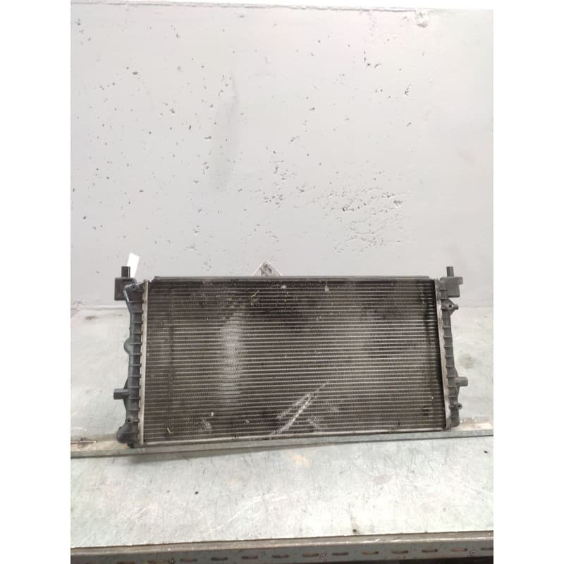 Recambio de radiador agua para skoda rapid ambition referencia OEM IAM 6R0121253A - Blanco 2