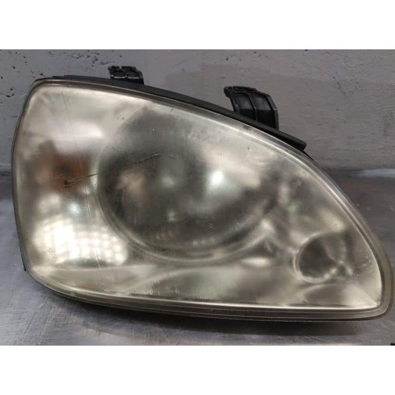 Recambio de faro derecho para kia carens 2.0 crdi ex monovolumen referencia OEM IAM - Azul