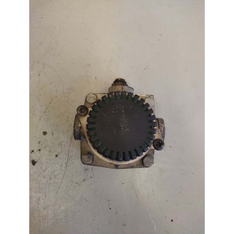 Recambio de valvula aire para renault serie d referencia OEM IAM 7485140483 AC574AXY 3