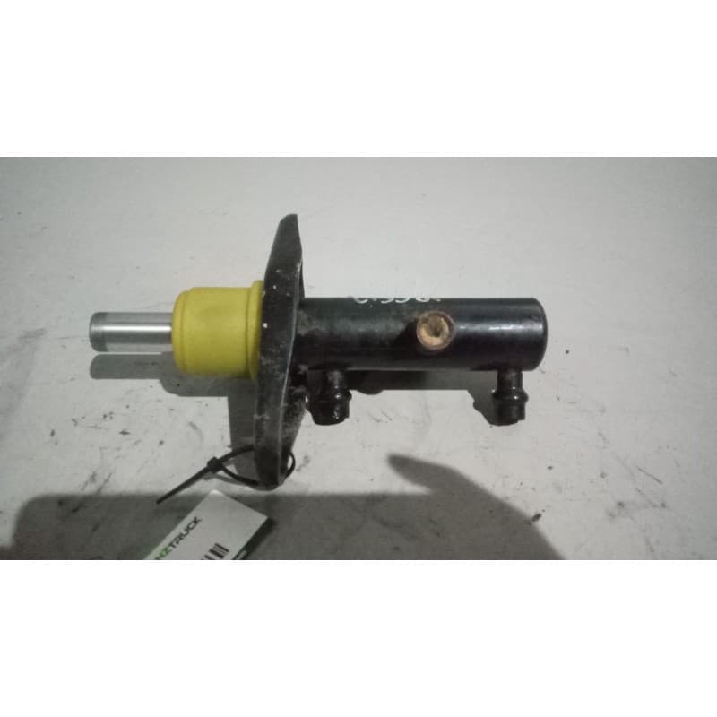 Recambio de bomba freno para nissan trucks atleon tk 56/2 referencia OEM IAM - Blanco