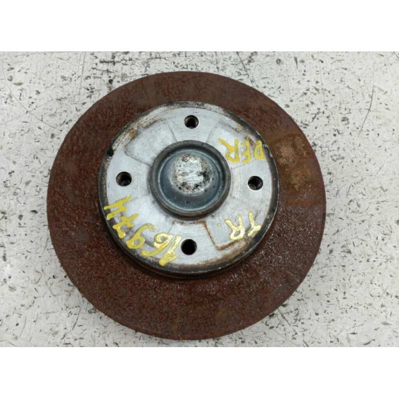 Recambio de mangueta trasera derecha para peugeot 308 confort referencia OEM IAM