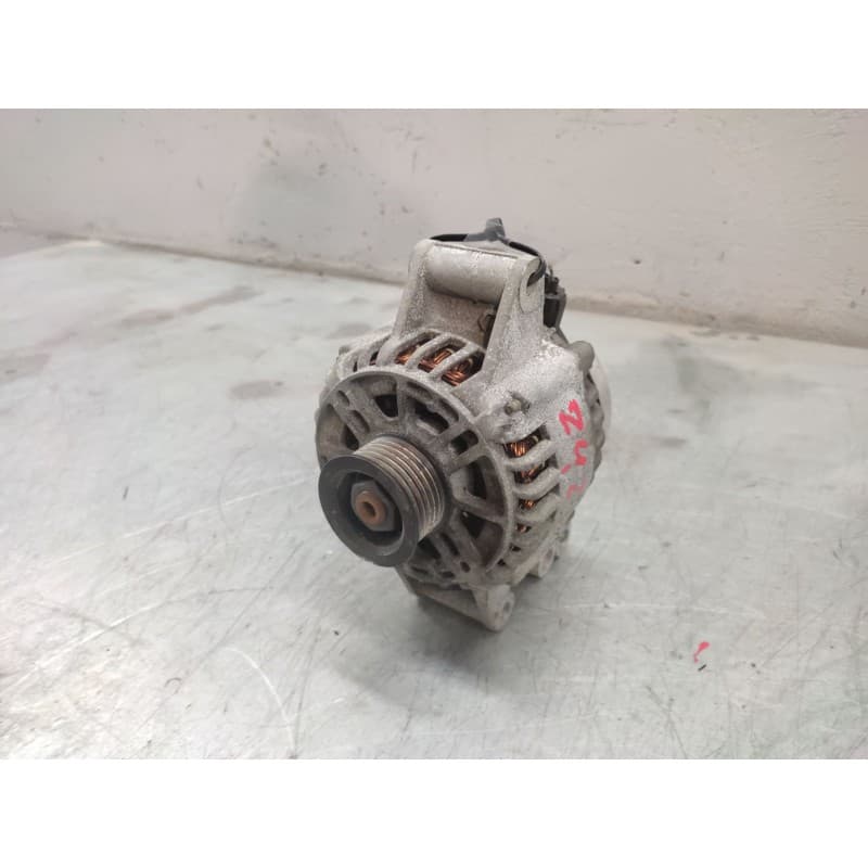 Recambio de alternador para ford fiesta (cbk) ambiente referencia OEM IAM 2S6TFA - Blanco