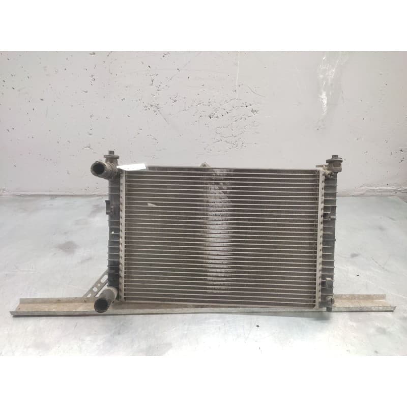 Recambio de radiador agua para ford fiesta (cbk) ambiente referencia OEM IAM 2S6H8005BB - Blanco