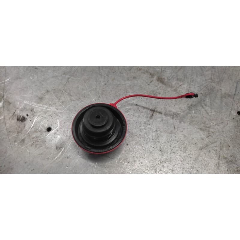 Recambio de tapon combustible para opel zafira b cosmo referencia OEM IAM - Negro 2