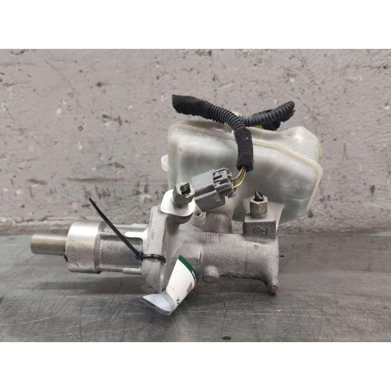 Recambio de bomba freno para opel insignia berlina expression referencia OEM IAM - Gris 4