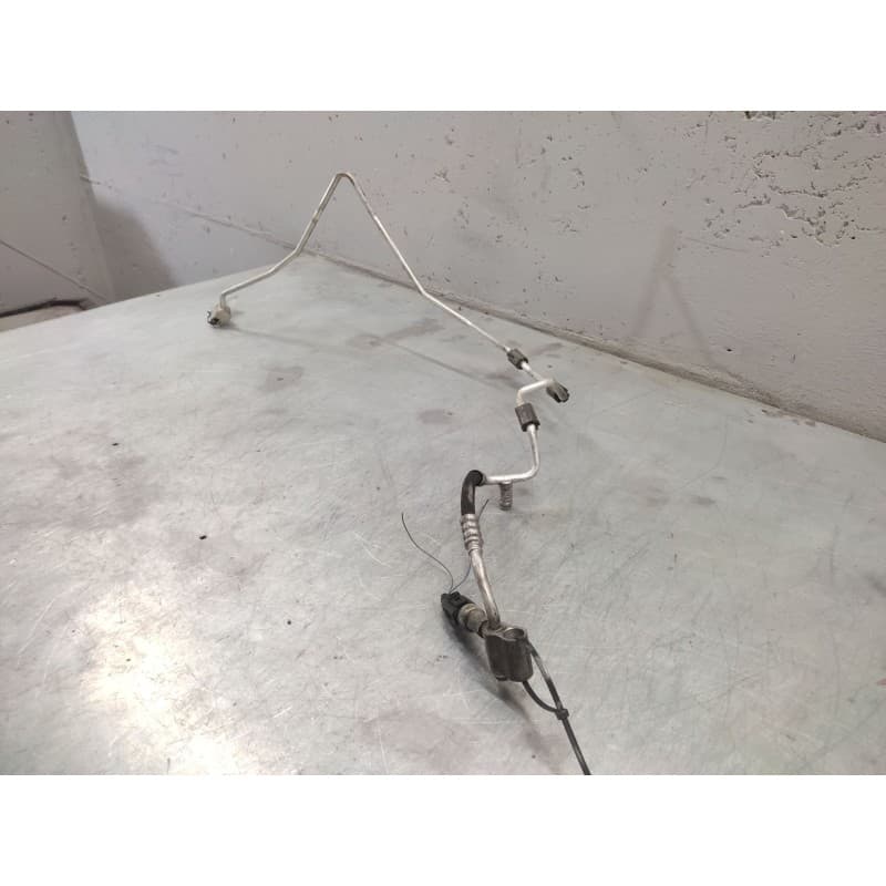 Recambio de tubos aire acondicionado para seat leon (1p1) 1.9 tdi referencia OEM IAM - Negro 2