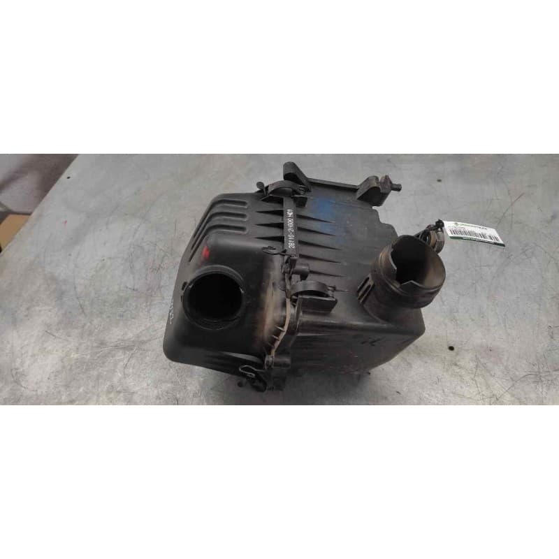 Recambio de filtro aire para hyundai i30 classic referencia OEM IAM 281102H000H01 - Negro