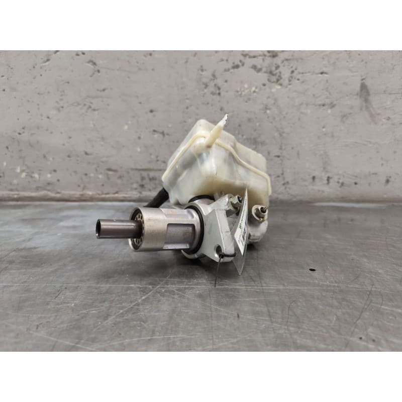 Recambio de bomba freno para bmw 1 (e81) 118 d referencia OEM IAM - Negro