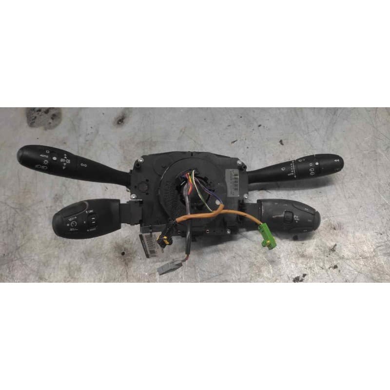Recambio de mando multifuncion para peugeot 207 xs pack referencia OEM IAM 96630718XT - Negro