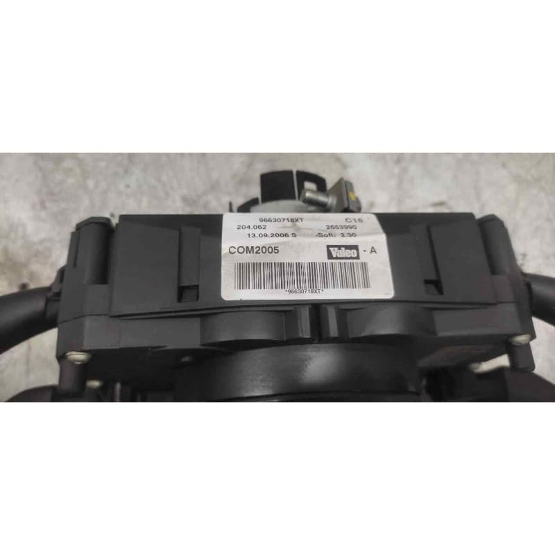 Recambio de mando multifuncion para peugeot 207 xs pack referencia OEM IAM 96630718XT - Negro 2