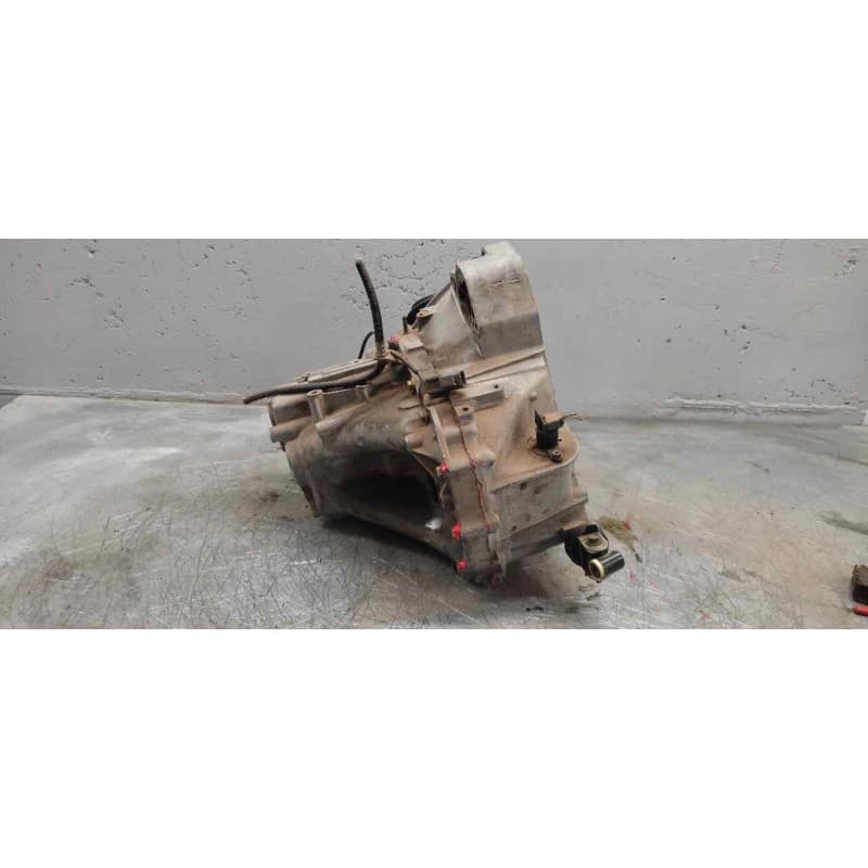 Recambio de caja cambios para nissan almera (n16/e) acenta referencia OEM IAM 2Y030 3