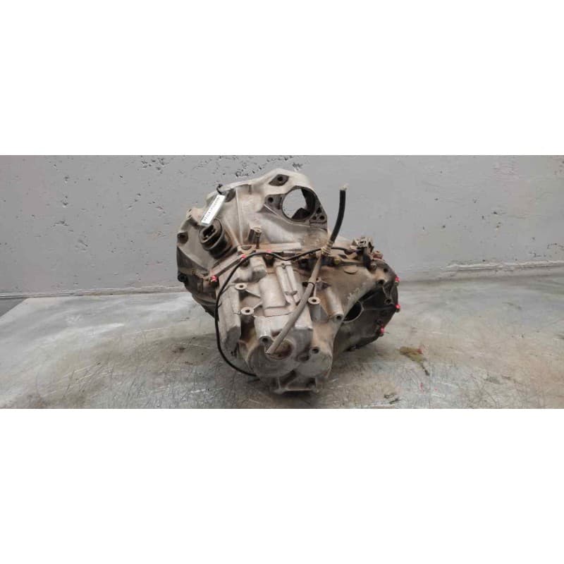 Recambio de caja cambios para nissan almera (n16/e) acenta referencia OEM IAM 2Y030 4