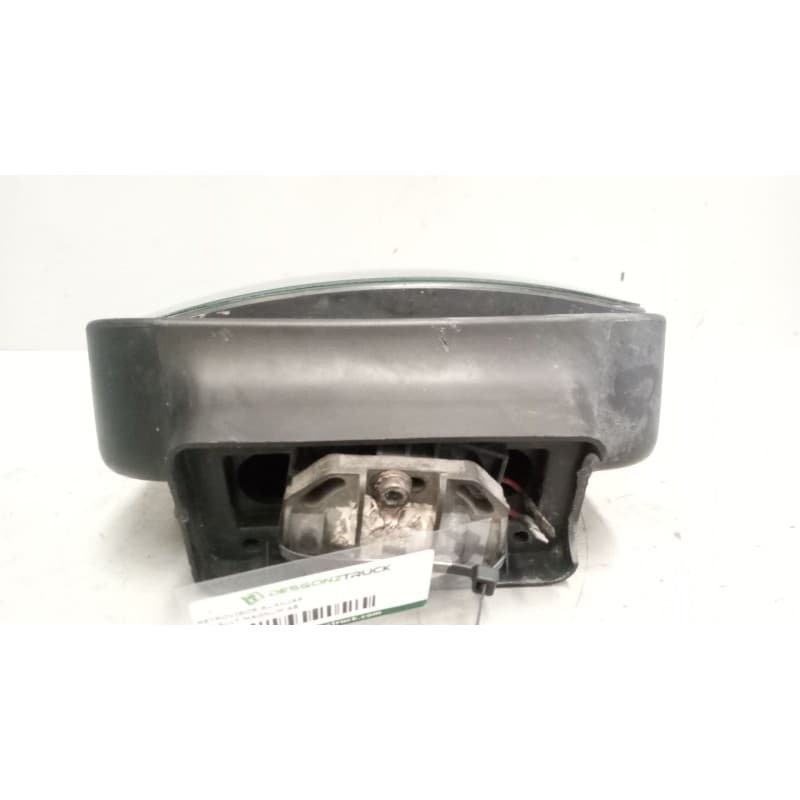 Recambio de retrovisor auxiliar para renault magnum ab diesel referencia OEM IAM - Blanco 3