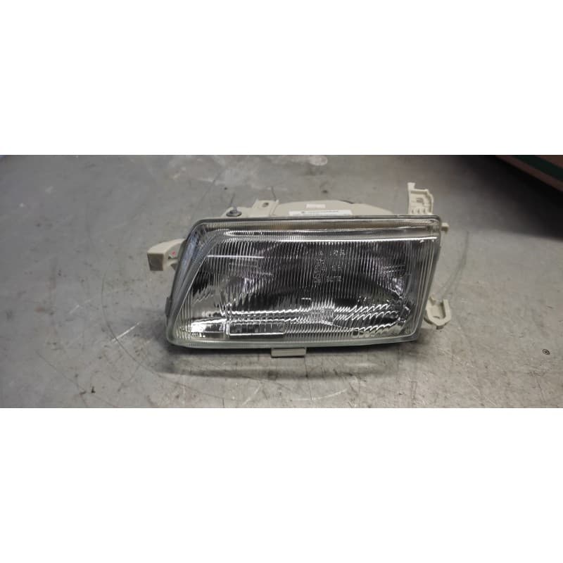 Recambio de faro izquierdo para opel astra f berlina sport referencia OEM IAM  NUEVO