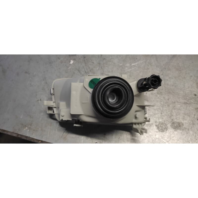 Recambio de faro izquierdo para opel astra f berlina sport referencia OEM IAM  NUEVO 2