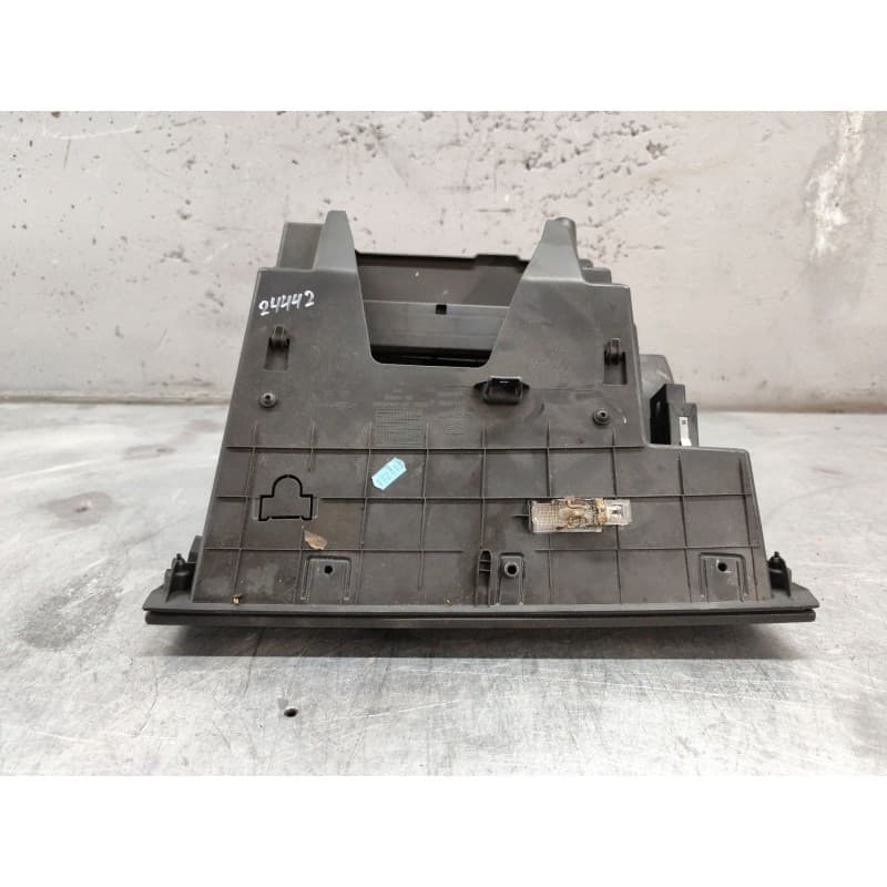 Recambio de guantera para seat leon (5f1) 1.6 tdi referencia OEM IAM 5F1857095 - Blanco 3