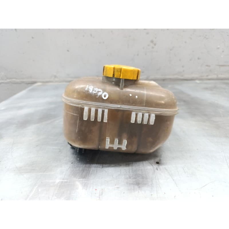 Recambio de deposito expansion para opel astra gtc 1.9 cdti referencia OEM IAM - Gris