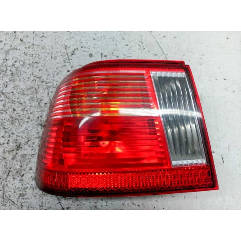 Recambio de piloto trasero izquierdo para seat ibiza (6k1) select referencia OEM IAM - Blanco