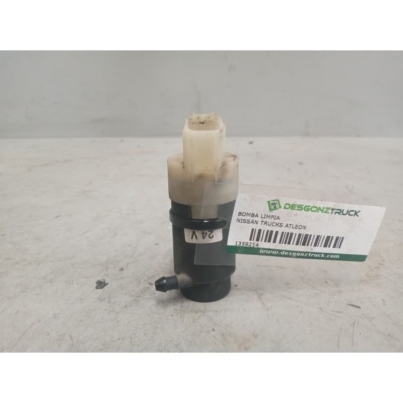 Recambio de bomba limpia para nissan trucks atleon 165 referencia OEM IAM - Blanco 2