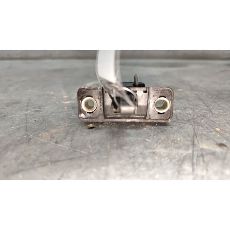 Recambio de cerradura maletero / porton para dacia sandero ii (b8_) 1.2 referencia OEM IAM - Blanco 2