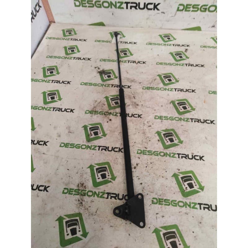 Recambio de bombin calandra para iveco eurocargo 5.9 diesel referencia OEM IAM 2