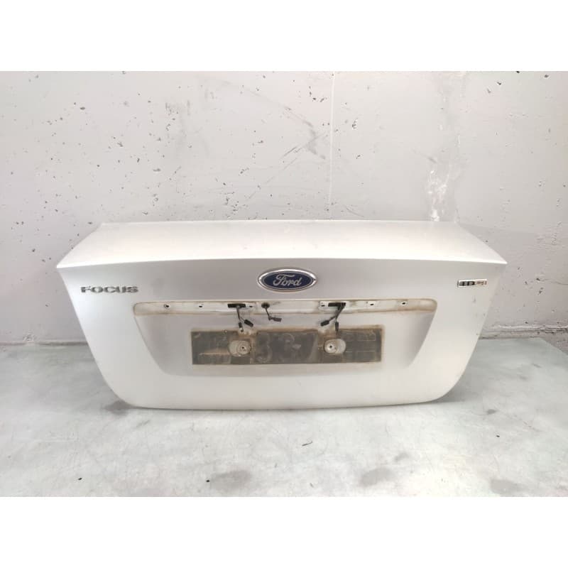 Recambio de tapa maletero para ford focus berlina (cap) 1.6 tdci cat referencia OEM IAM