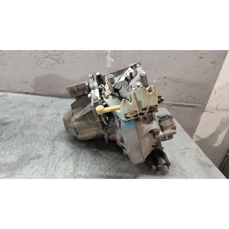 Recambio de caja cambios para citroën c3 i (fc_, fn_) 1.6 16v hdi referencia OEM IAM 20DM84 6